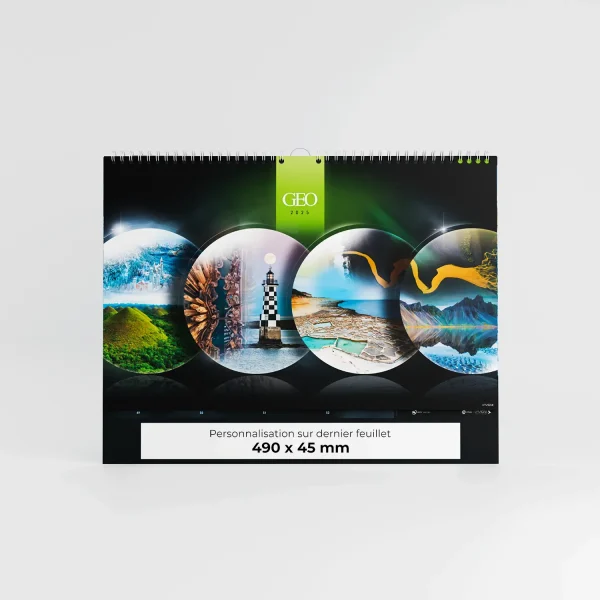 calendrier photo geo sur fond gris